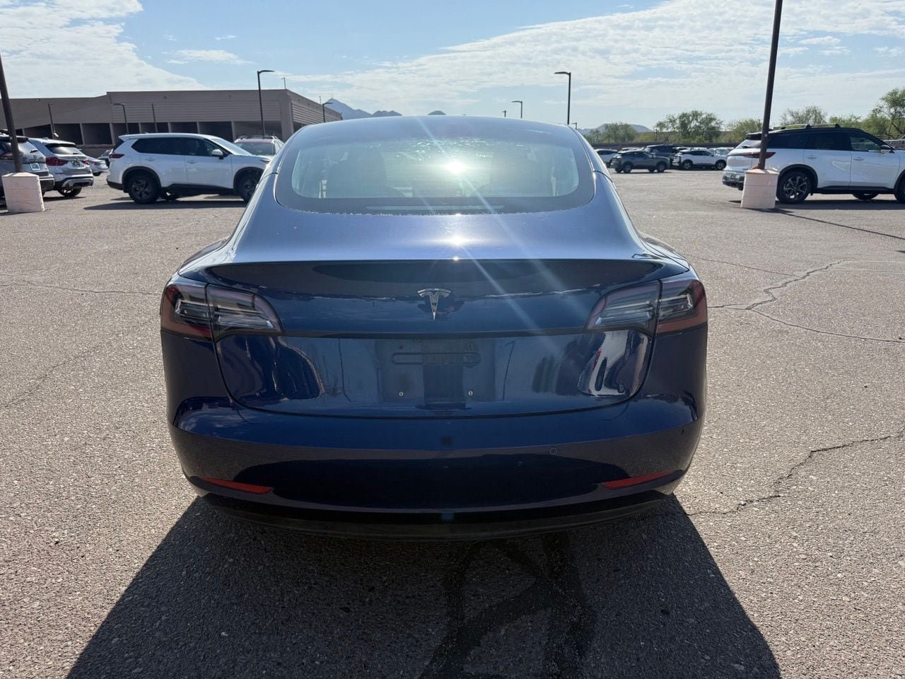Used 2018 Tesla Model 3 Long Range RWD image 6
