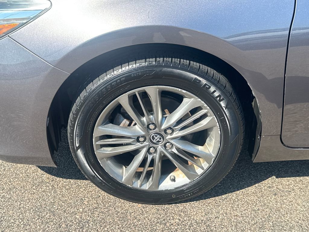 Used 2016 Toyota Camry SE image 37