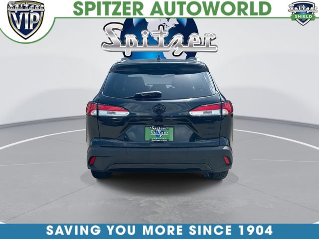 Used 2022 Toyota Corolla Cross LE w/ Black Badges Package (TMS) AWD/4WD image 8