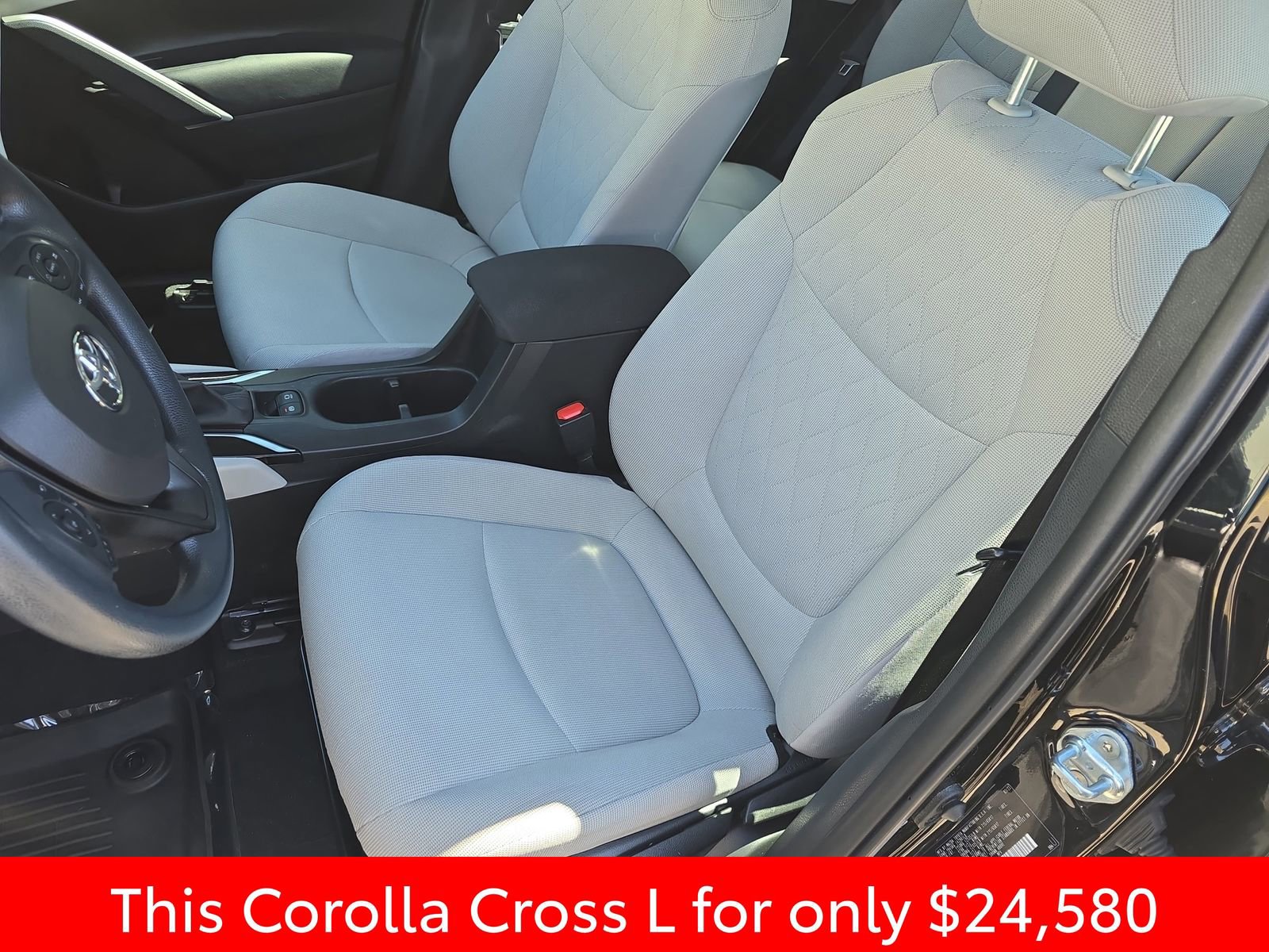 Used 2023 Toyota Corolla Cross L FWD image 20