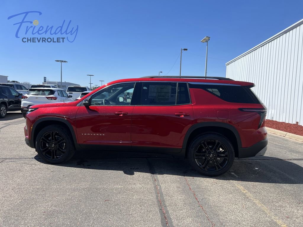 New 2026 Chevrolet Traverse LT w/ LPO, Floor Liner Package AWD/4WD image 2