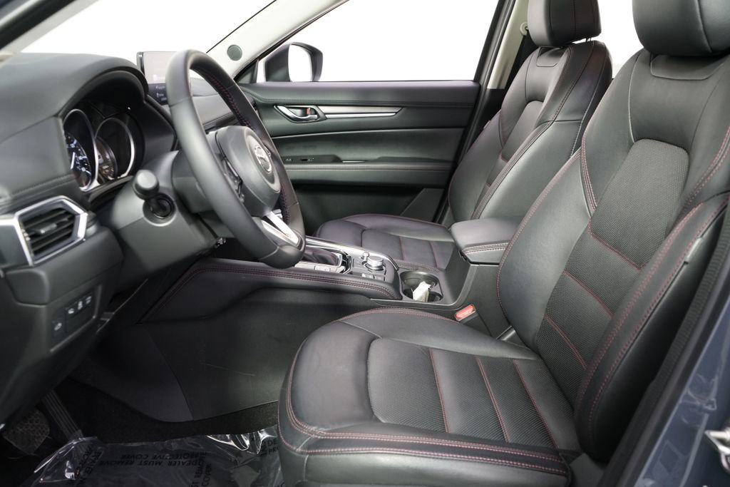 Used 2024 MAZDA CX-5 Carbon Edition AWD/4WD image 13