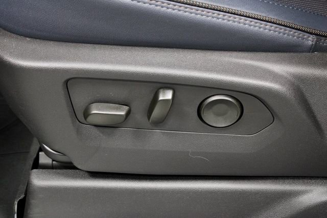 Used 2025 Chevrolet Silverado 1500 High Country w/ Technology Package image 27