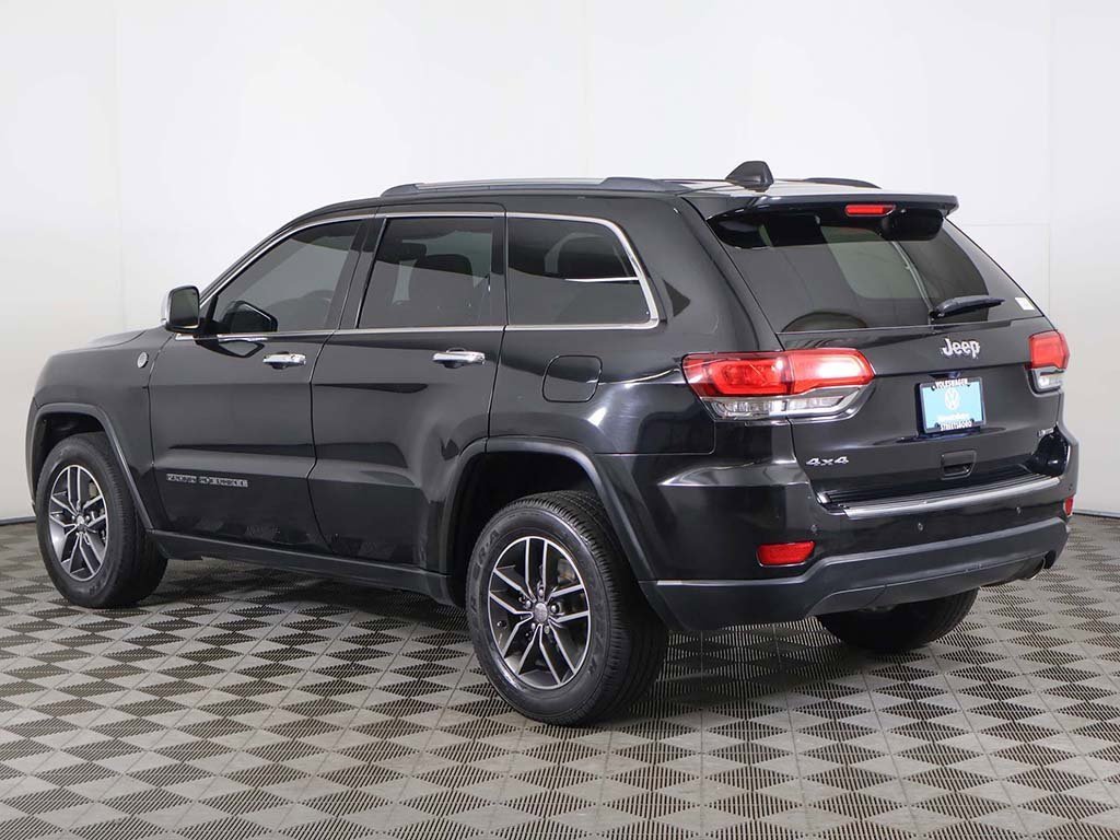 Used 2017 Jeep Grand Cherokee Limited image 10