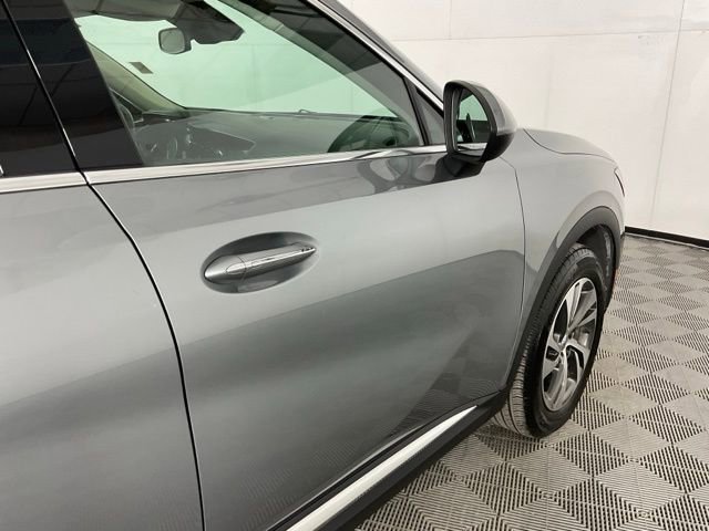 Used 2023 Buick Envision Essence image 9