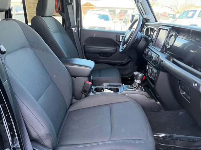 Used 2022 Jeep Gladiator Sport image 22