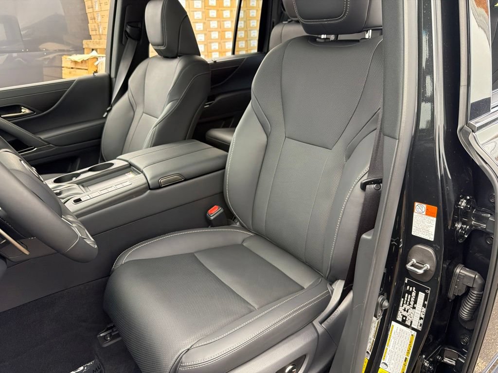 New 2026 Lexus LX 600 4WD w/ Luxury Package image 20