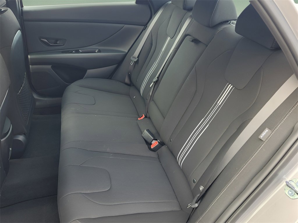 New 2026 Hyundai Elantra SEL Sport image 11