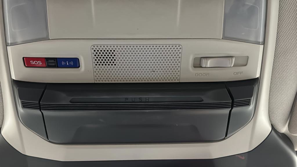 Used 2023 Subaru Ascent Limited image 38