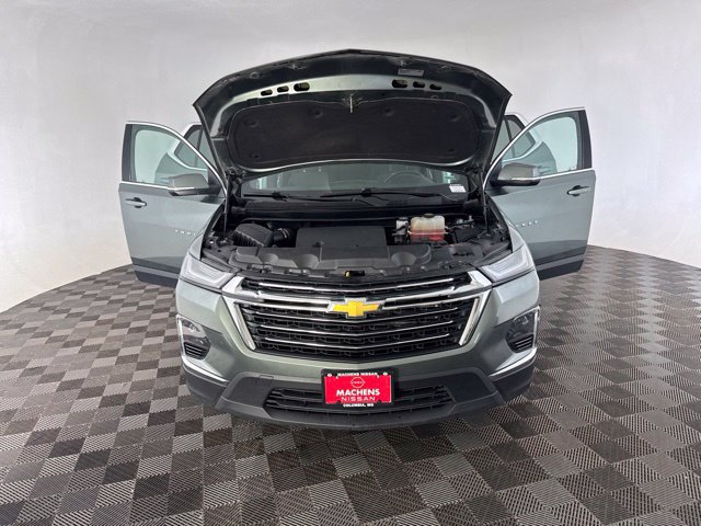 Used 2023 Chevrolet Traverse LT AWD/4WD image 11