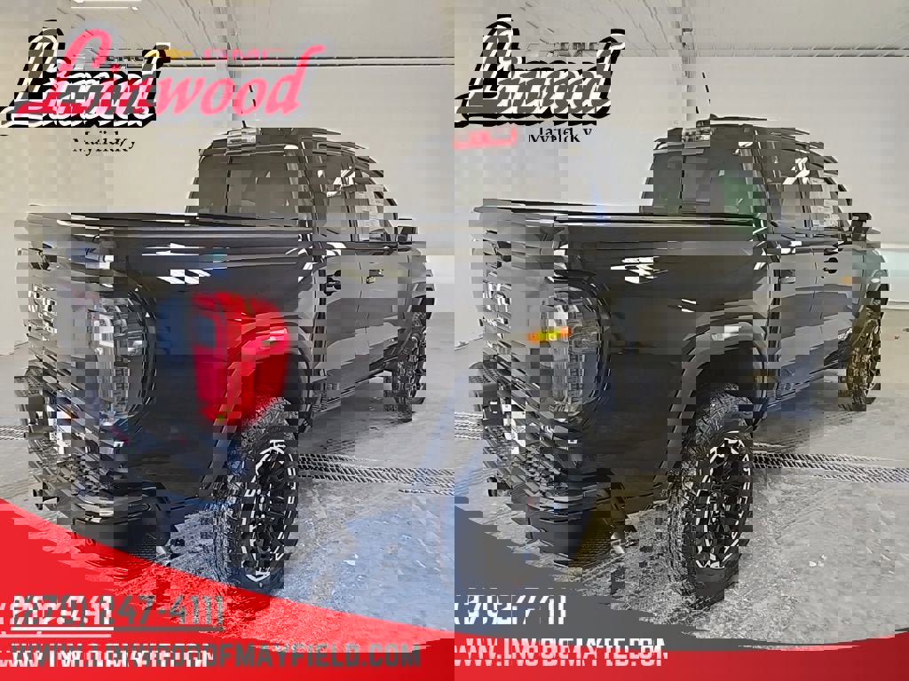 New 2026 GMC Canyon AT4 w/ AT4 Premium Package image 2