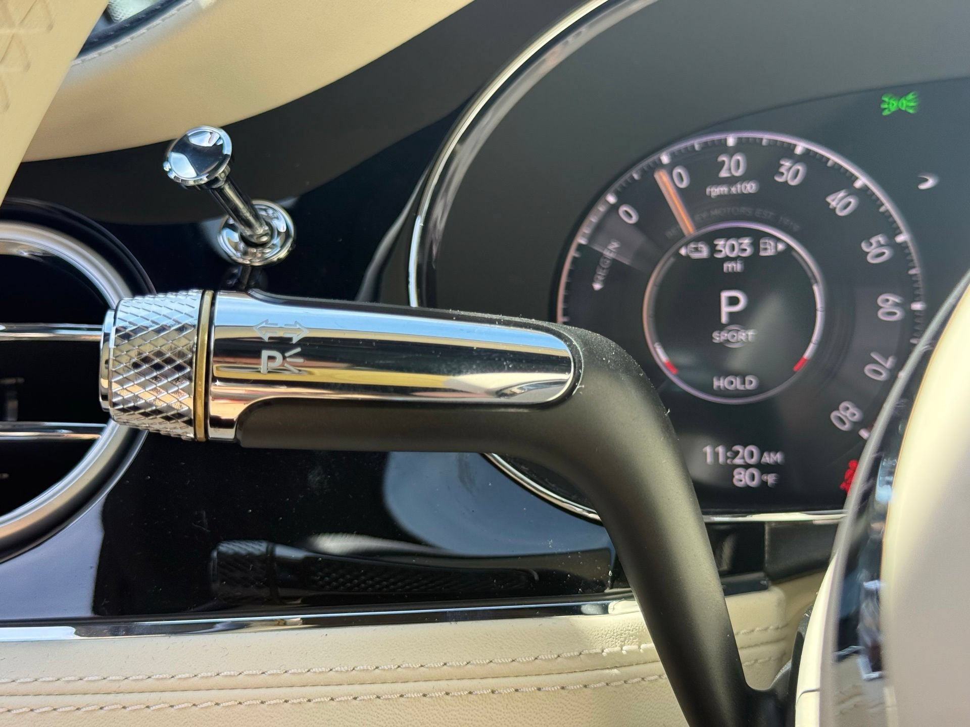 New 2026 Bentley Continental GTC AWD/4WD image 39