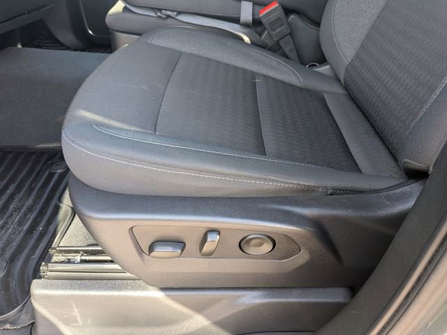 Used 2025 Chevrolet Silverado 1500 LT image 24