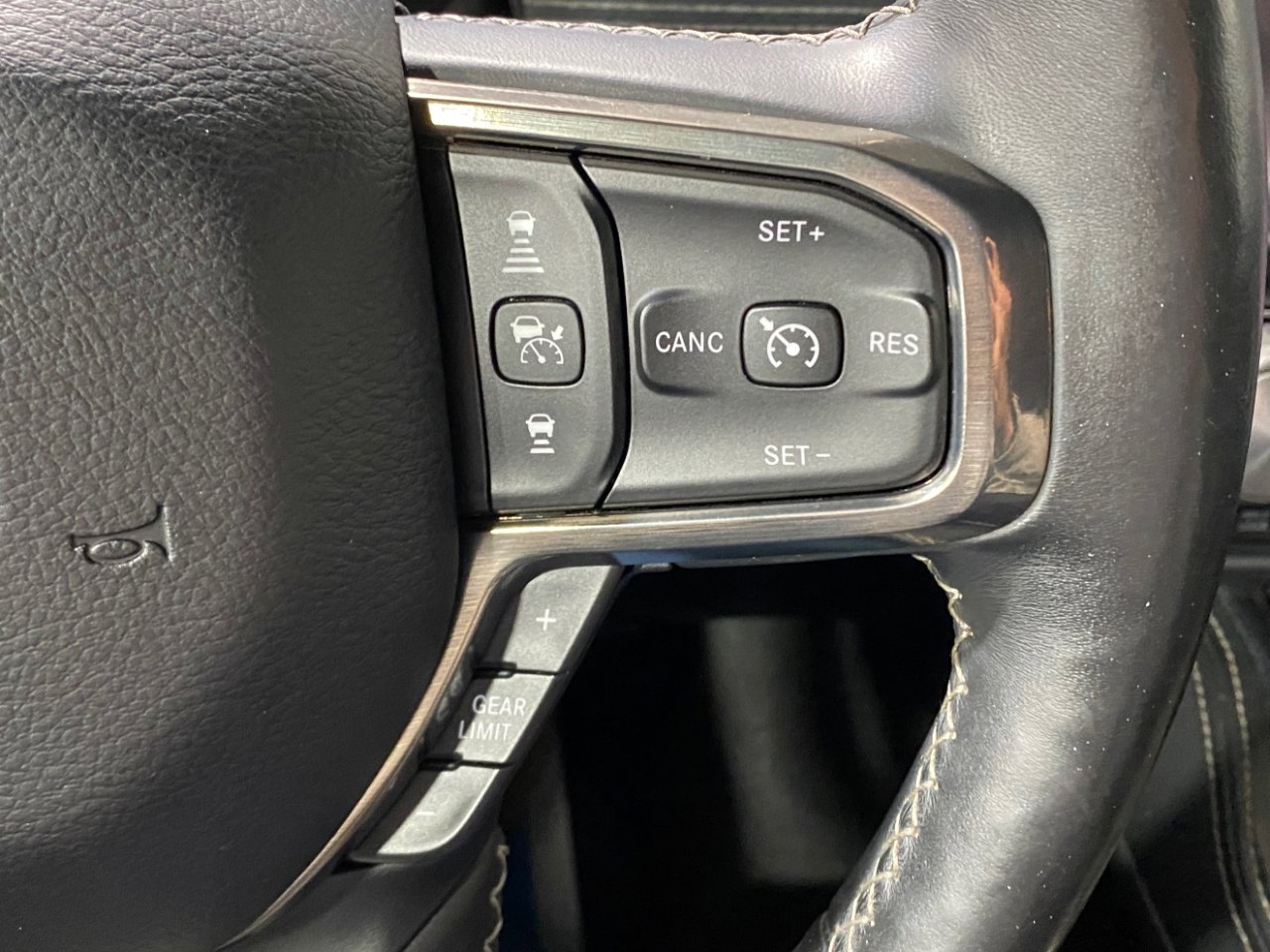Used 2019 RAM 1500 Limited image 20