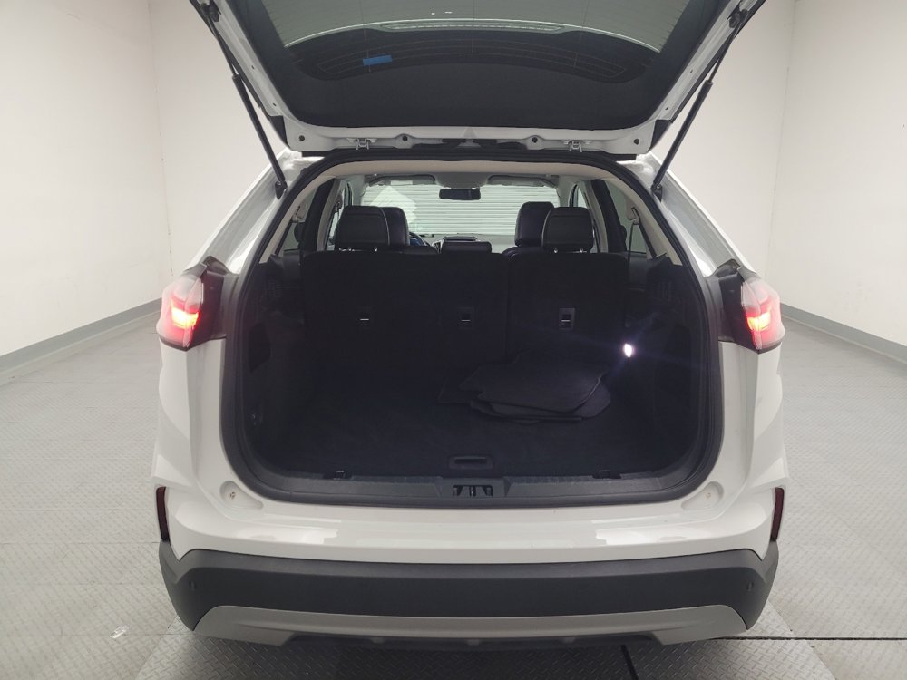 Used 2024 Ford Edge SEL image 29