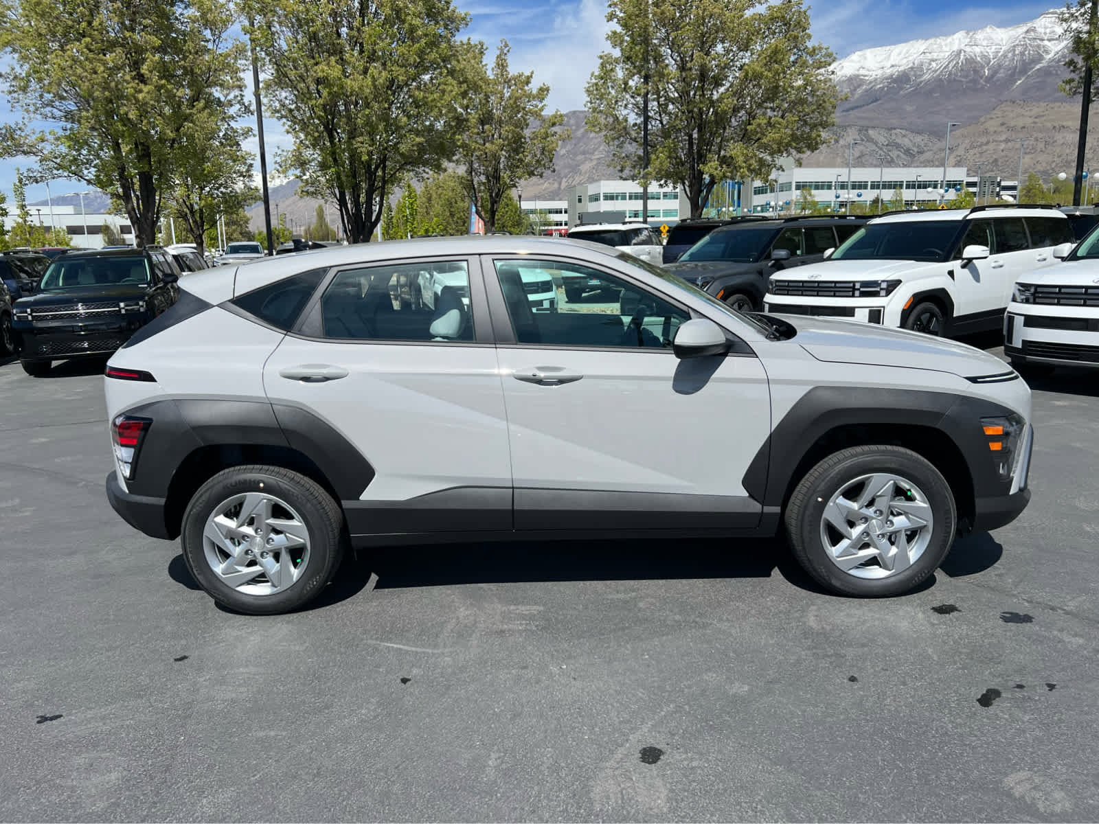 Certified 2026 Hyundai Kona SE image 6