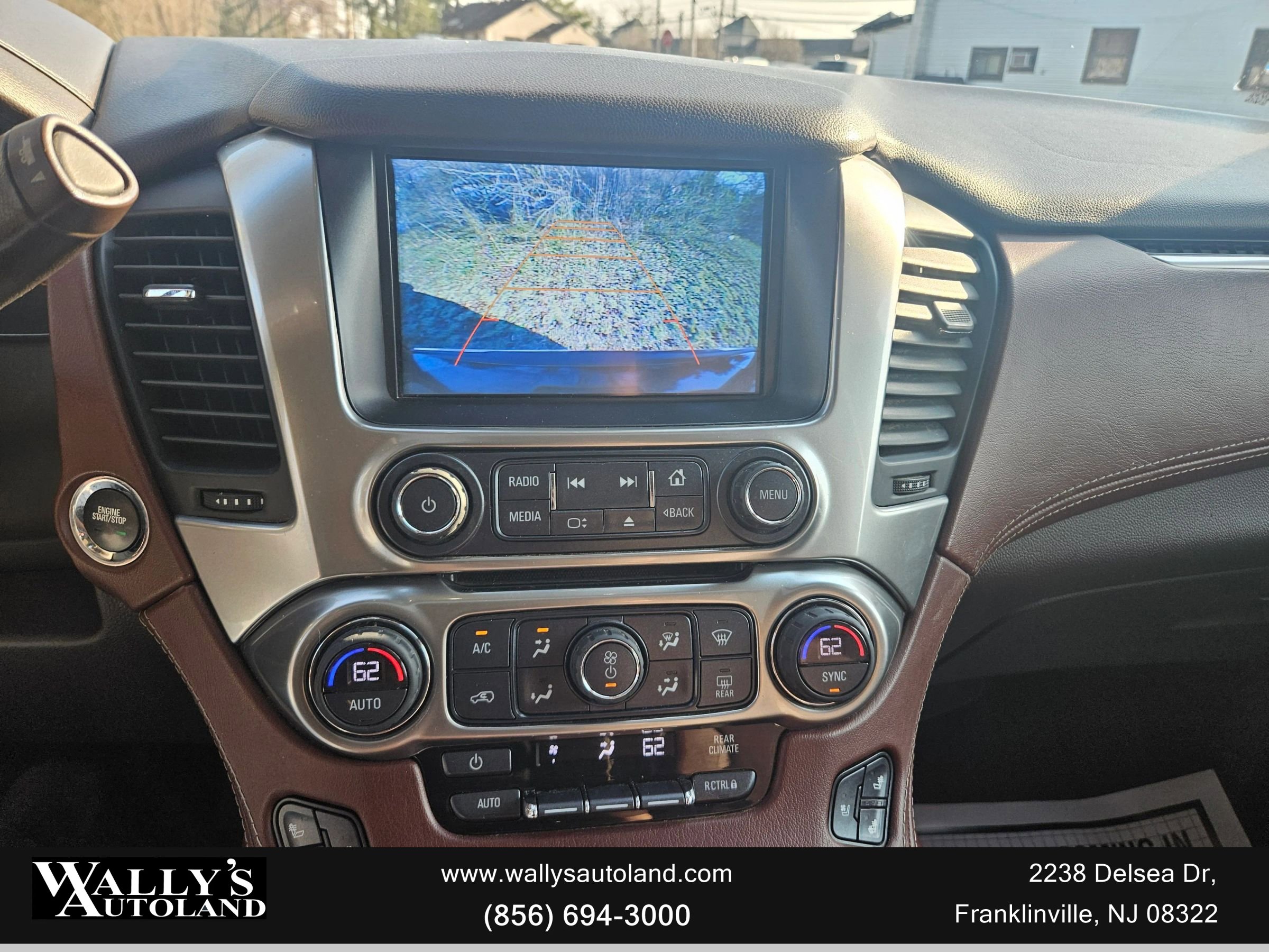 Used 2017 Chevrolet Suburban Premier image 23