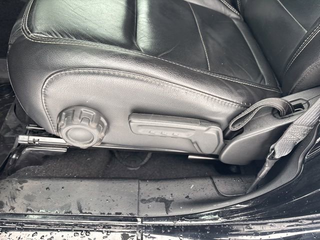 Used 2018 Jeep Wrangler Unlimited Sahara w/ Cold Weather Group image 37