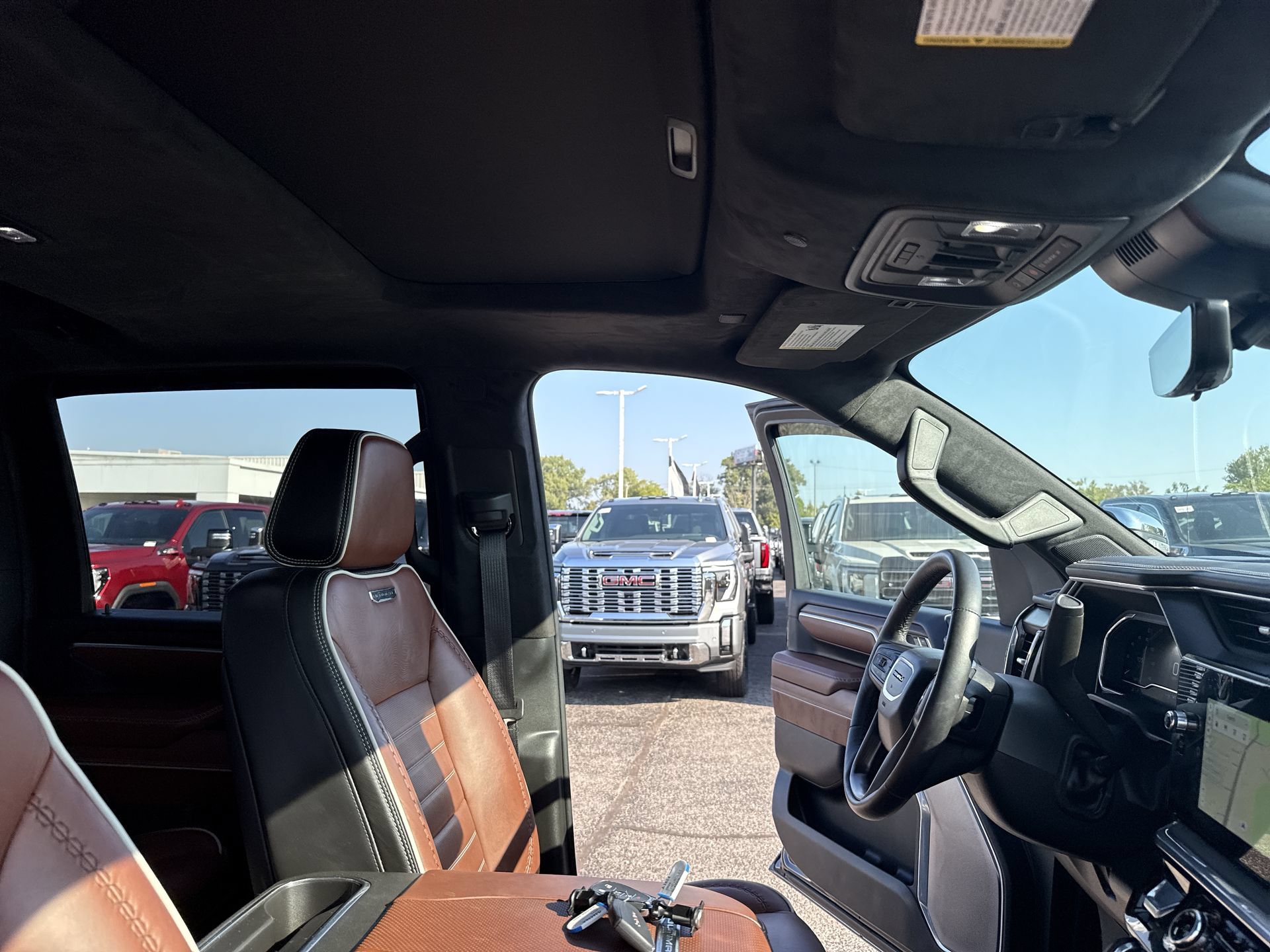 Certified 2025 GMC Sierra 2500 Denali Ultimate AWD/4WD image 35