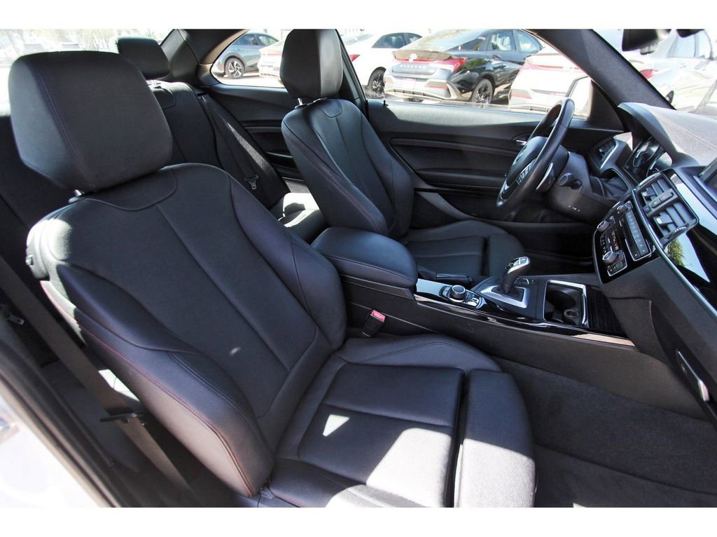 Used 2018 BMW 230i Coupe image 12
