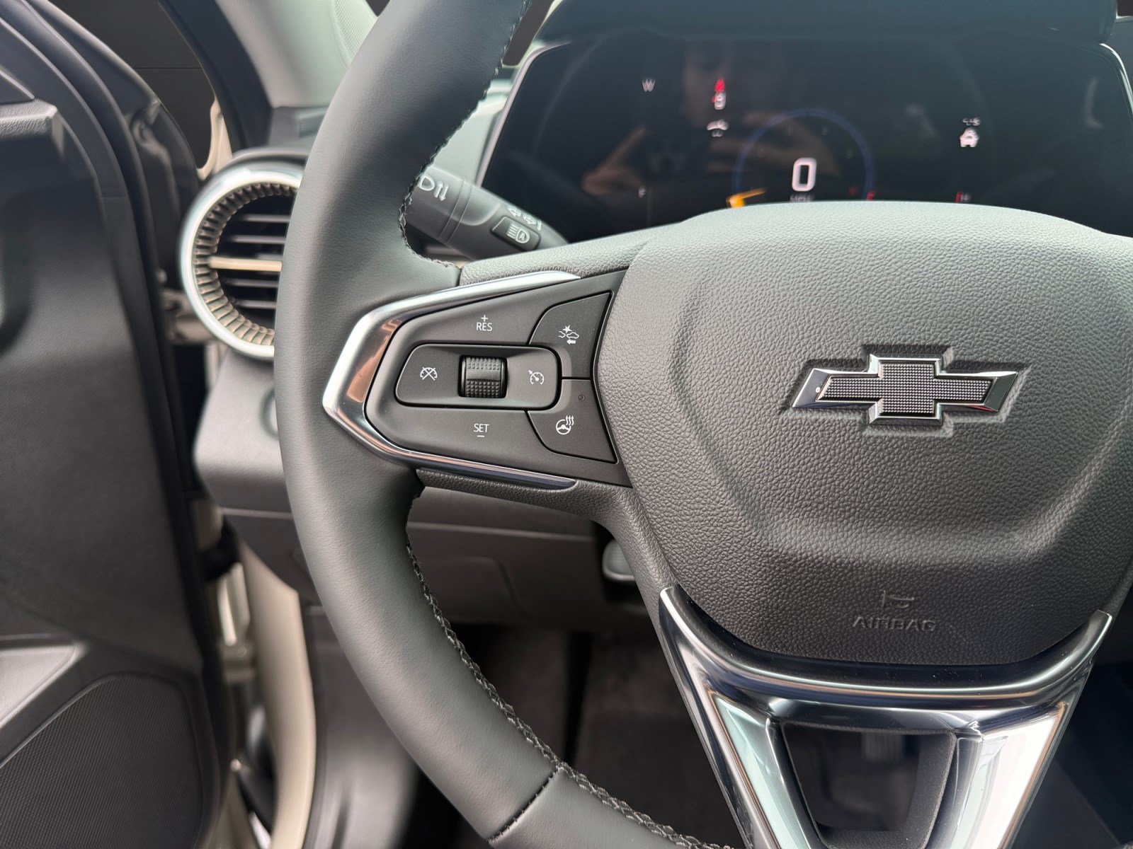 New 2026 Chevrolet Trax ACTIV w/ Driver Confidence Package FWD image 24