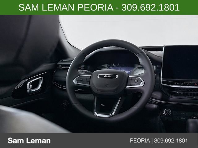 New 2026 Jeep Compass Latitude image 11