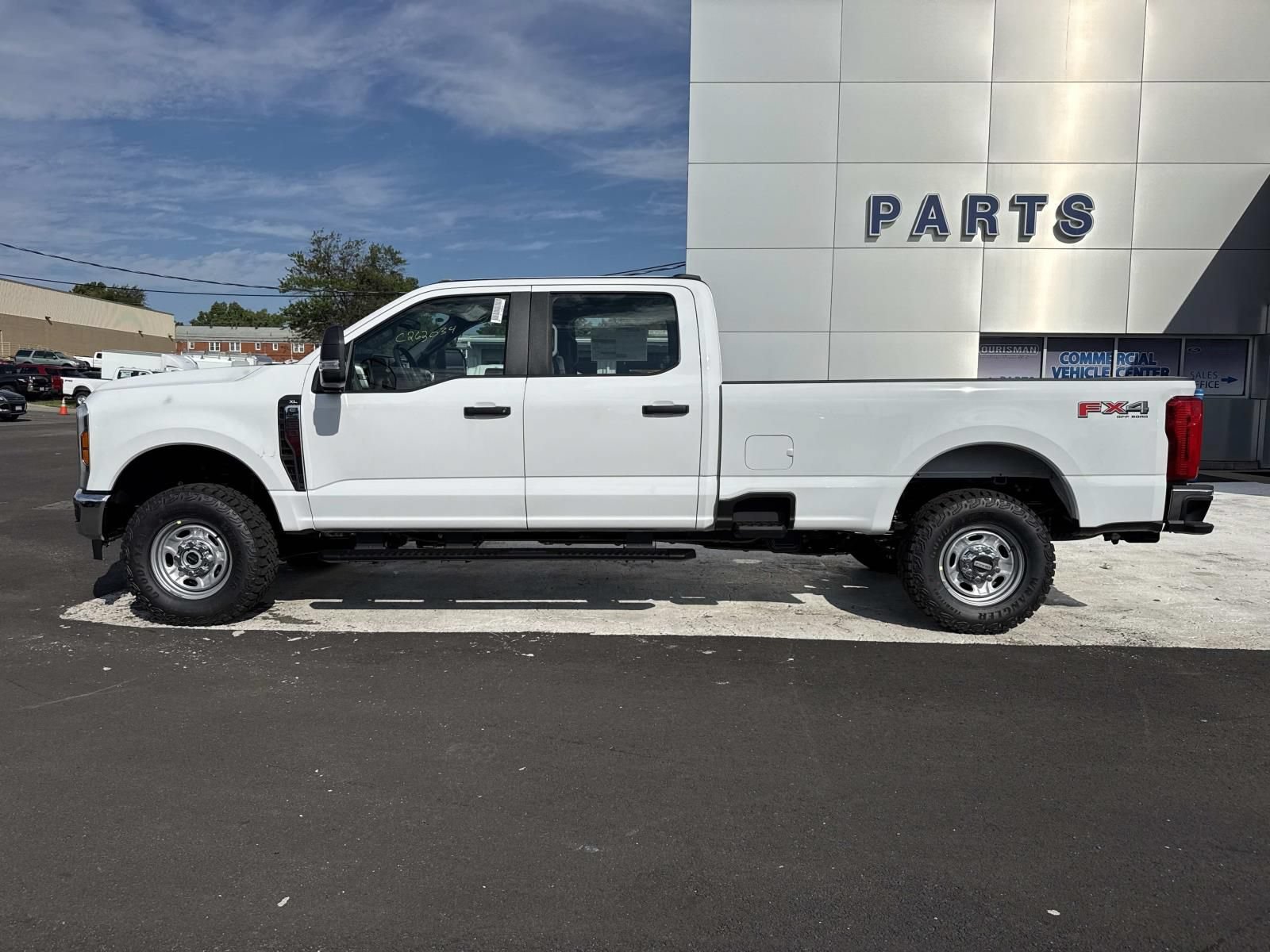 New 2026 Ford F250 XL w/ XL Off-Road Package AWD/4WD image 6