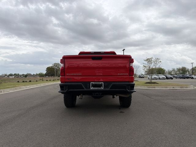 Used 2024 Chevrolet Silverado 1500 Custom Trail Boss AWD/4WD image 4