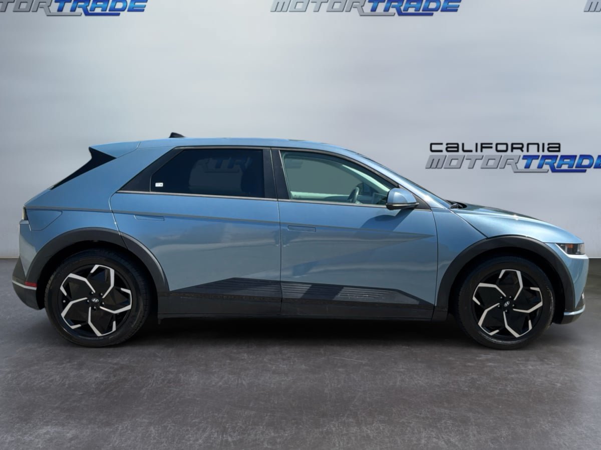 Used 2024 Hyundai Ioniq 5 SEL RWD image 4