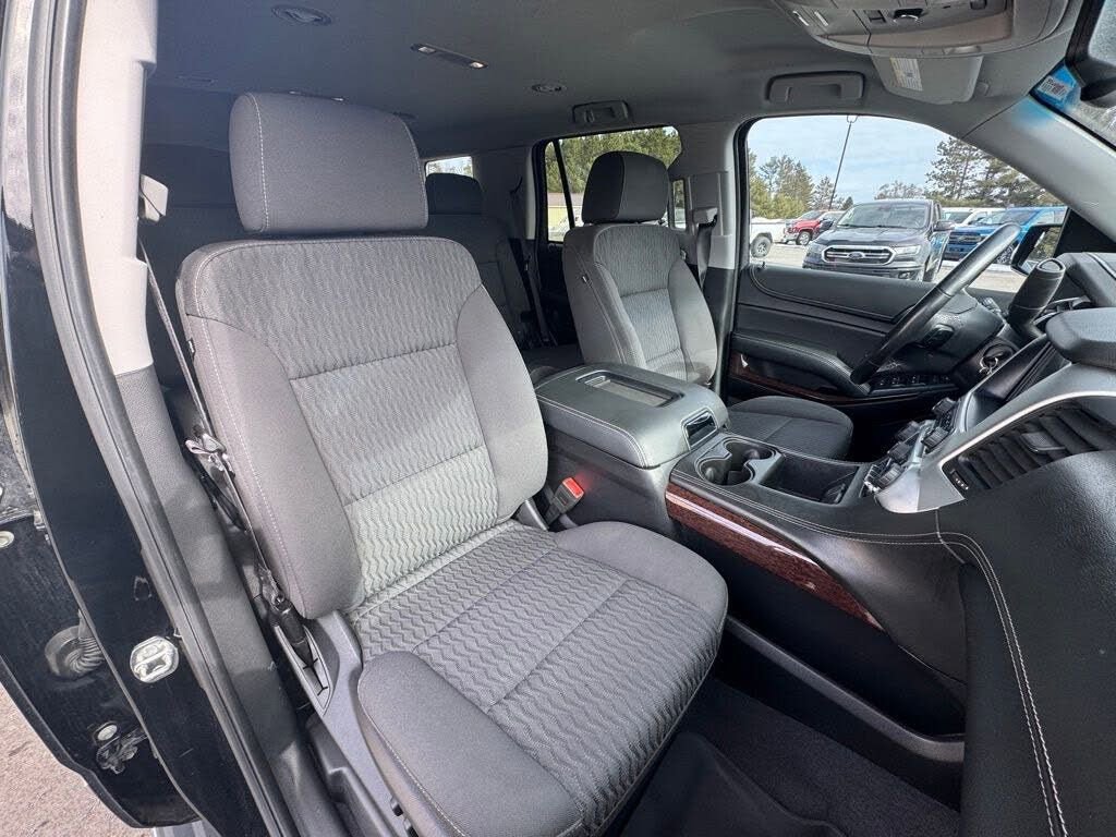 Used 2020 GMC Yukon SLE w/ SLE Value Package image 36