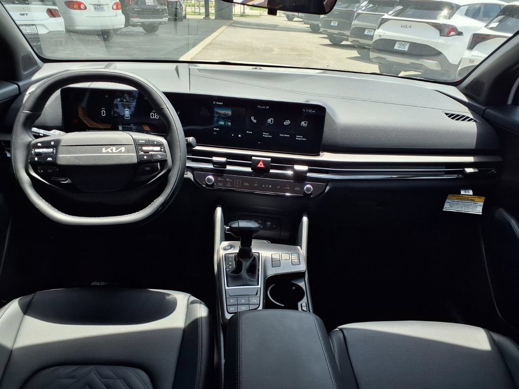 New 2026 Kia Sportage X-Line w/ X-Line Premium Package AWD/4WD image 3