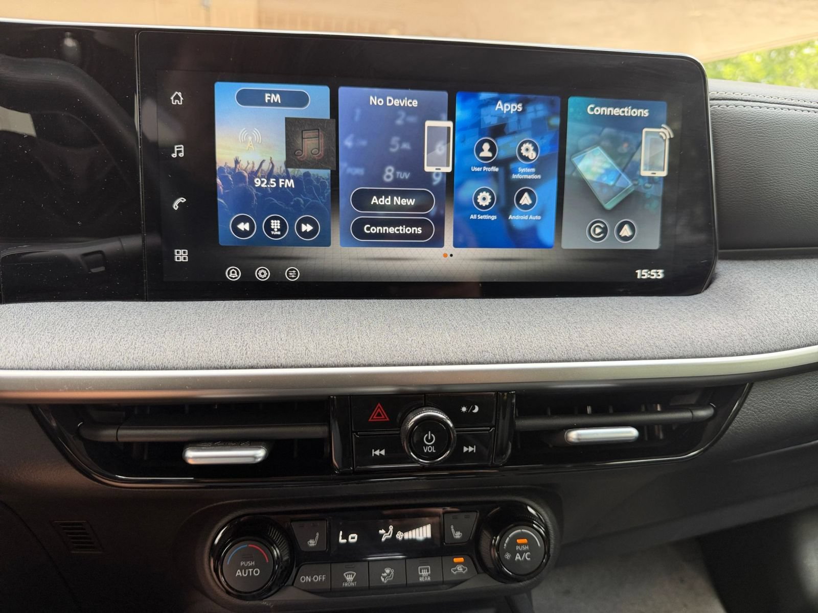 Used 2026 Nissan Kicks SV w/ Cold Weather Package FWD image 17
