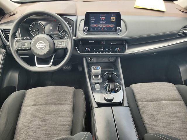 Used 2021 Nissan Rogue SV AWD/4WD image 16