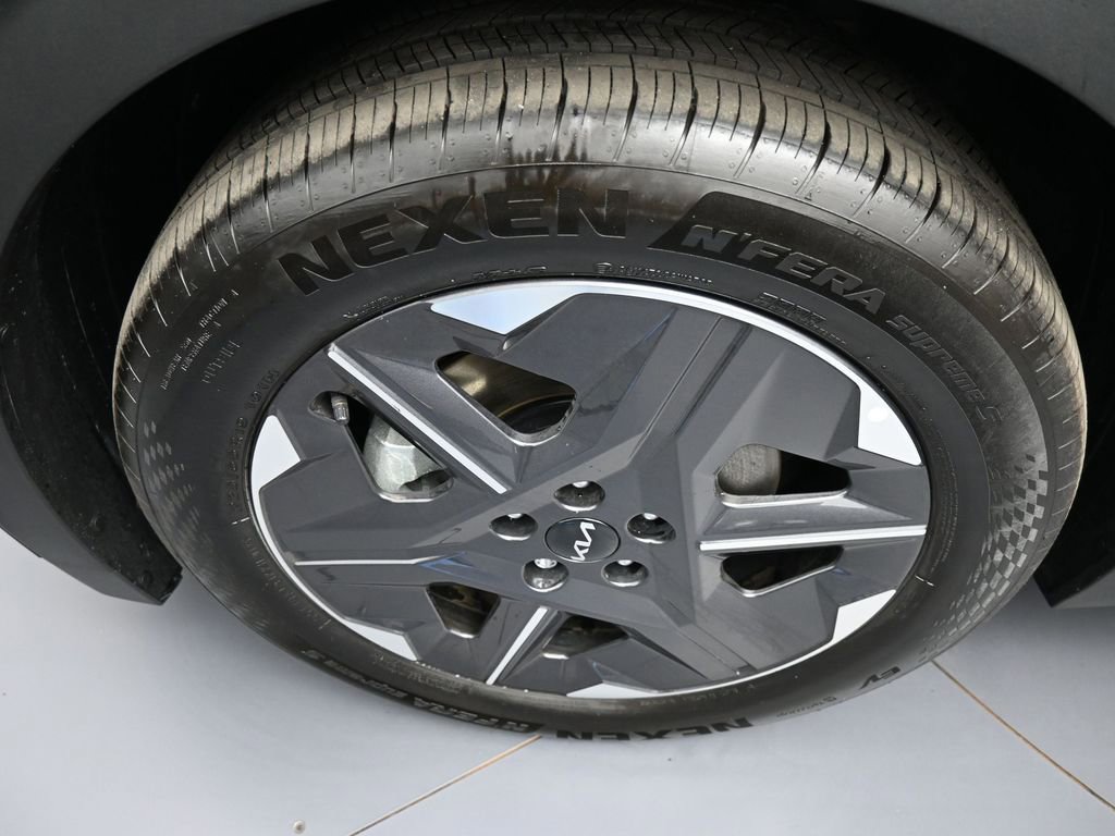 New 2025 Kia EV6 Light w/ Light LR Technology Package image 14