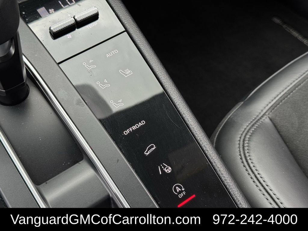 Used 2023 Porsche Macan GTS AWD/4WD image 21