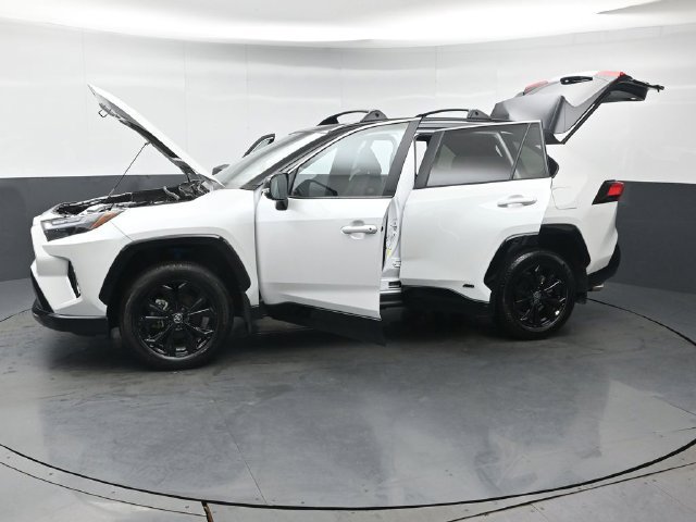 Certified 2025 Toyota RAV4 XSE w/ Weather Package AWD/4WD image 49