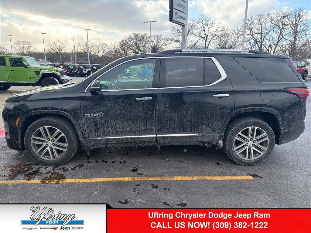 Used 2023 Chevrolet Traverse High Country image 1