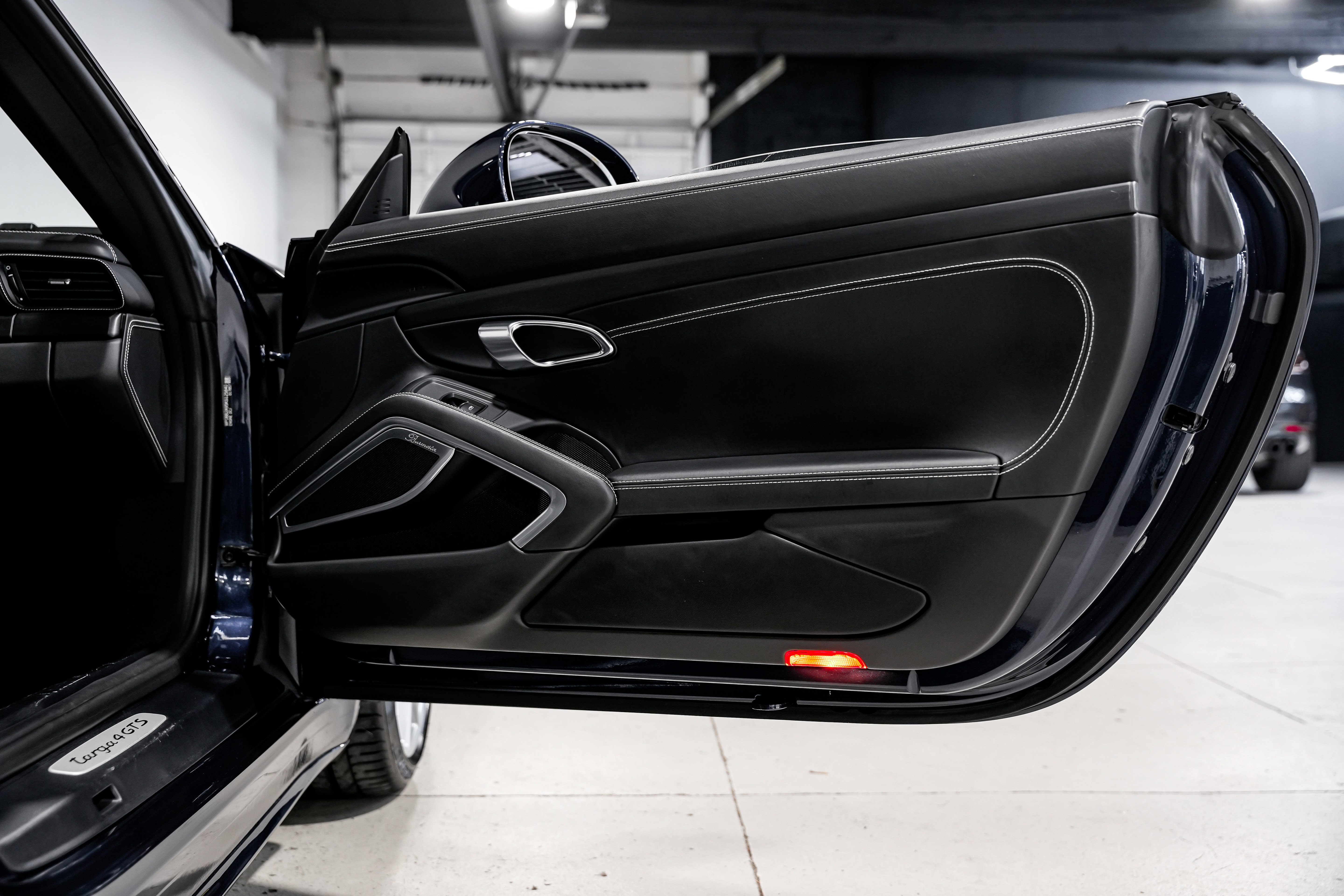 Used 2019 Porsche 911 Targa 4 GTS image 30