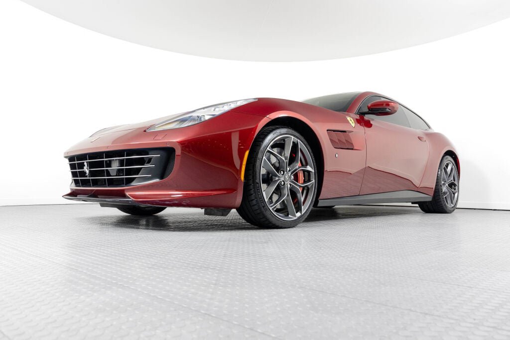 Certified 2019 Ferrari GTC4Lusso T RWD image 13