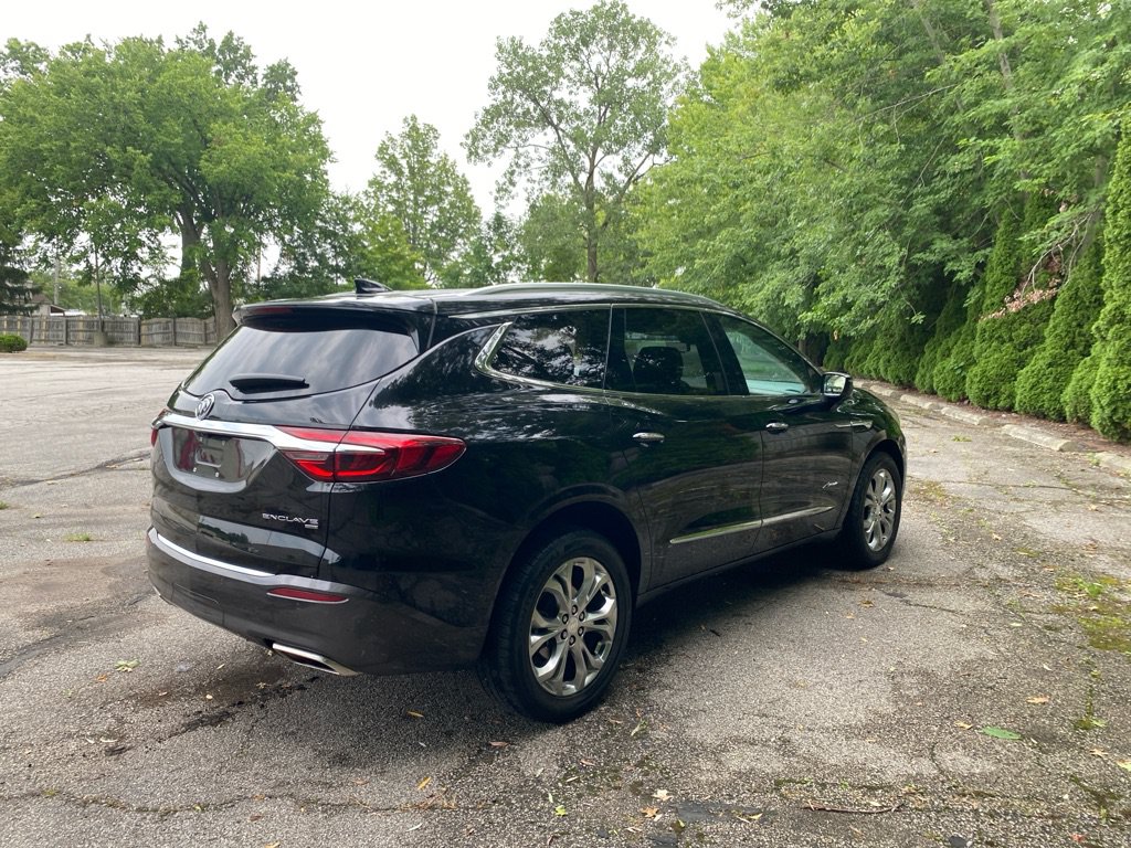 Used 2019 Buick Enclave Avenir w/ Avenir Technology Package AWD/4WD image 5