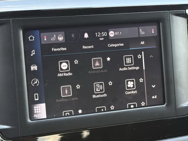 Used 2023 Chrysler Voyager LX FWD image 18
