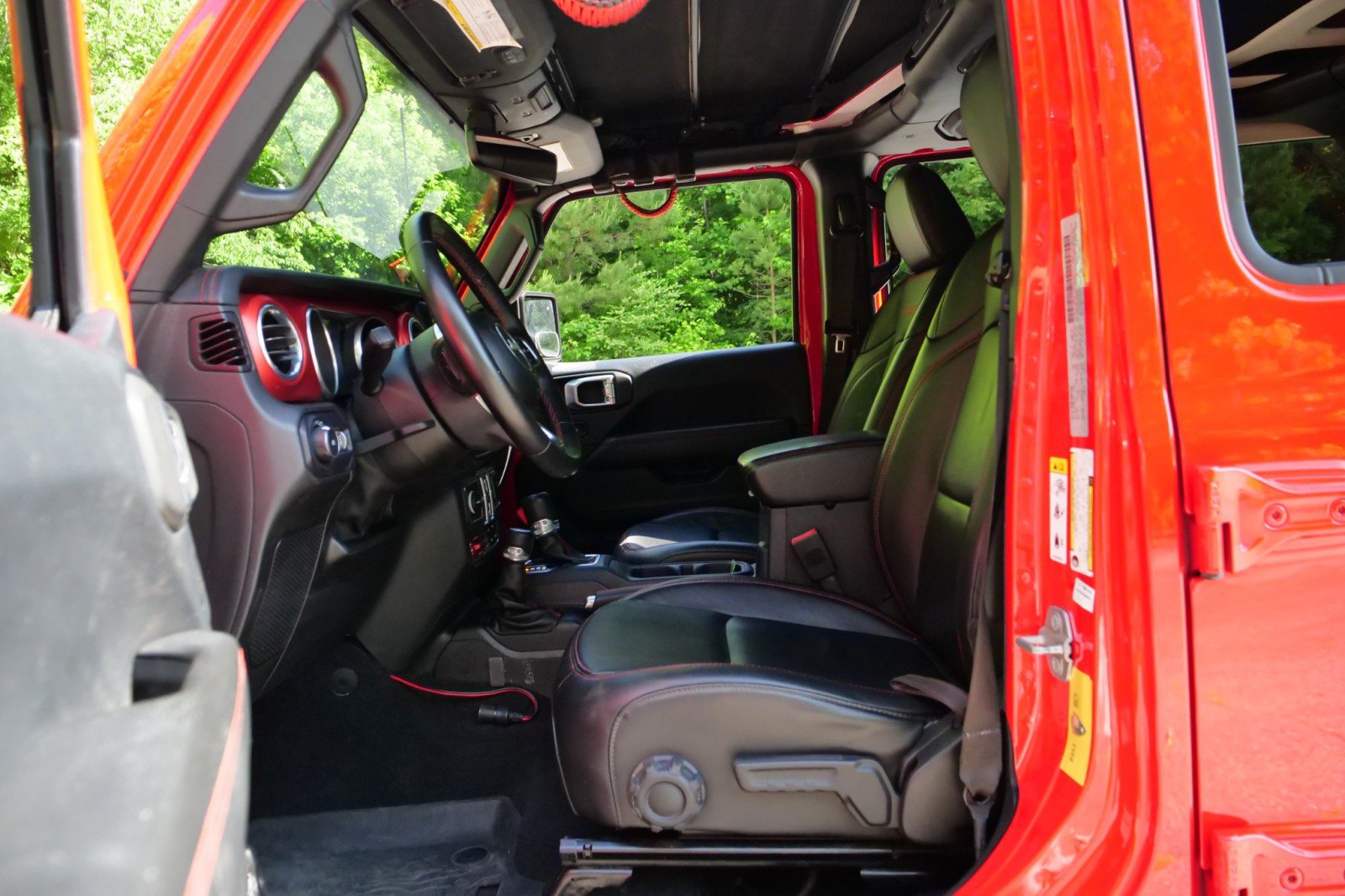 Used 2018 Jeep Wrangler Unlimited Rubicon AWD/4WD image 20