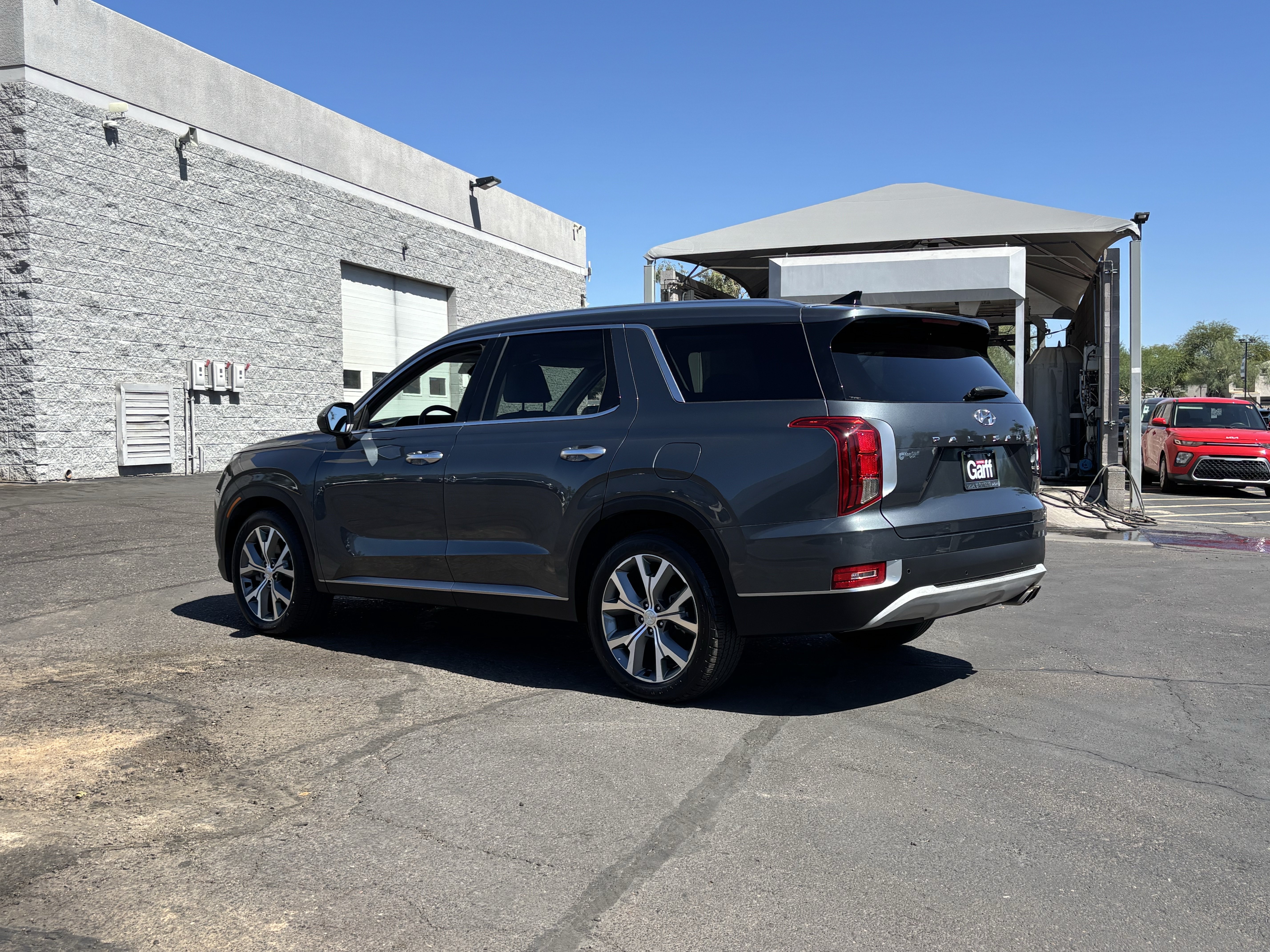 Used 2021 Hyundai Palisade SEL FWD image 4