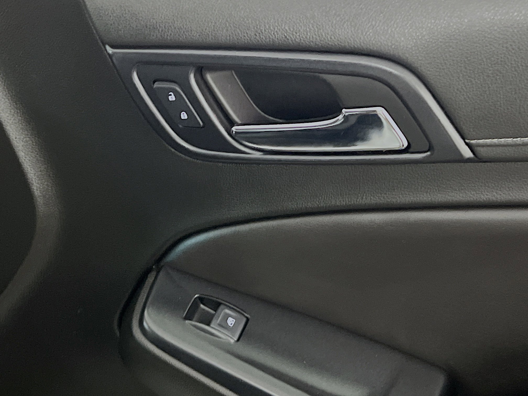 Used 2019 GMC Yukon XL SLE w/ SLE Value Package image 31