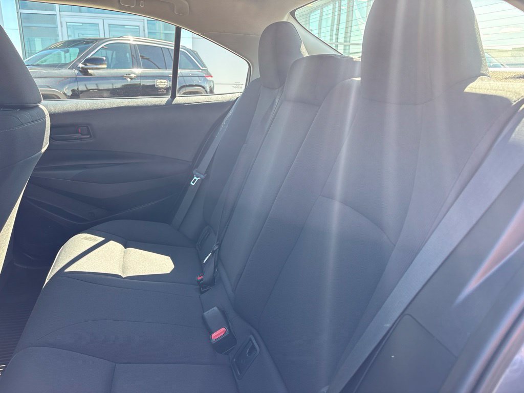 Used 2025 Toyota Corolla LE FWD image 18
