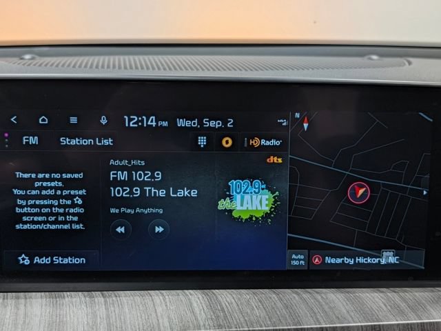 Used 2024 Kia Telluride EX w/ EX Captain's Chair Package FWD image 21