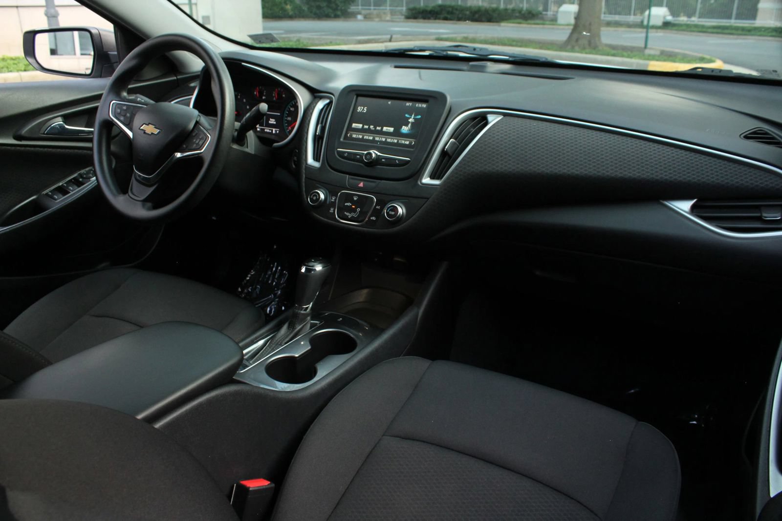 Used 2016 Chevrolet Malibu LS FWD image 25