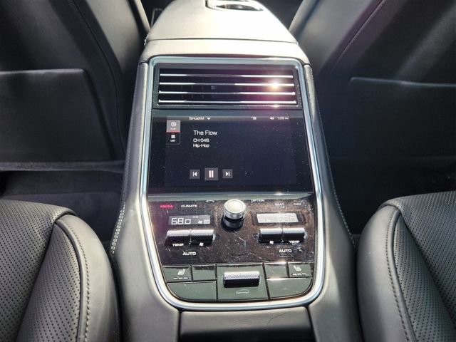 Used 2018 Porsche Panamera 4S image 12