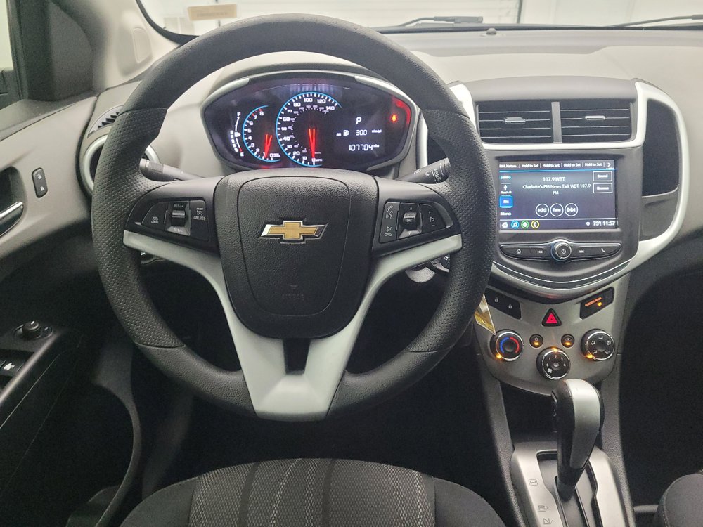 Used 2019 Chevrolet Sonic LT FWD image 22
