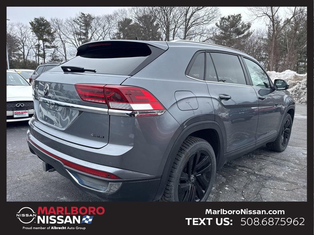 Used 2023 Volkswagen Atlas Cross Sport SE w/ Black Wheel Package image 7